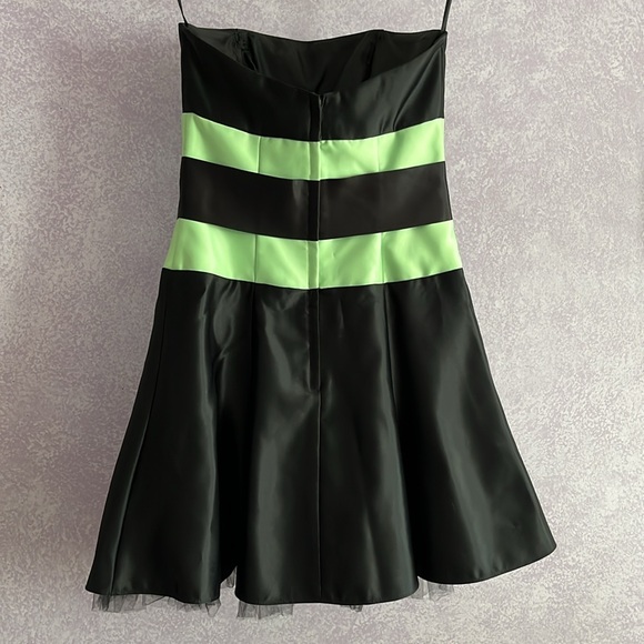 Jessica McClintock Gunne Sax strapless mini dress - Picture 2 of 12